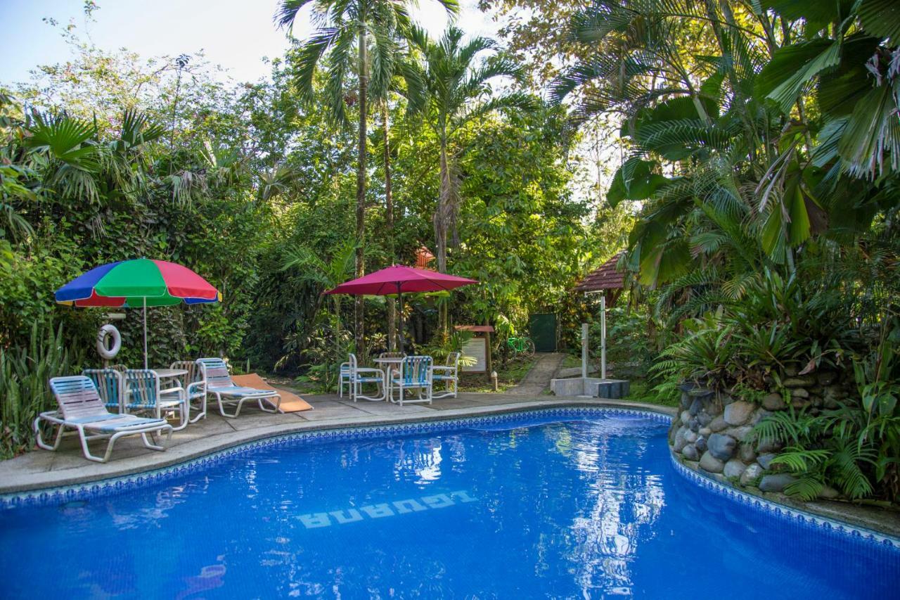 Cabinas Iguana Lodge *