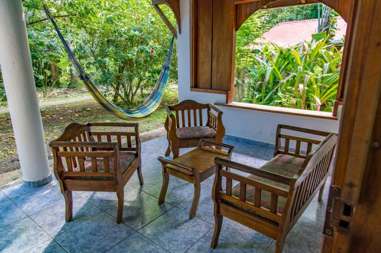 Cabinas Iguana Lodge Cahuita